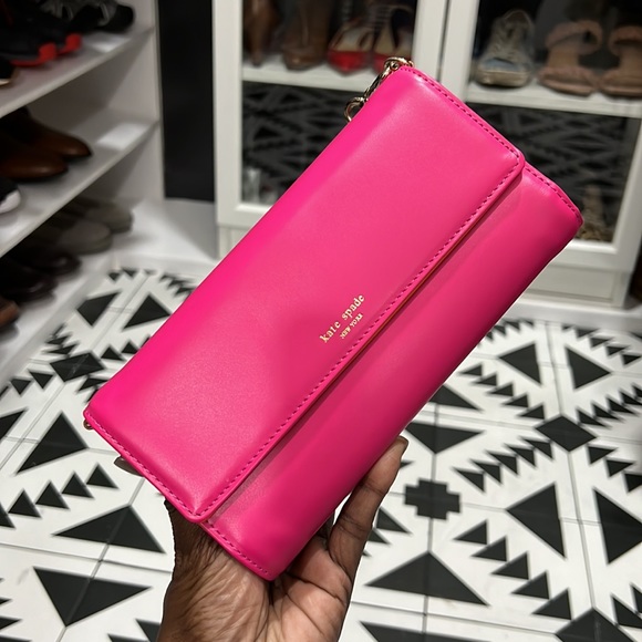 Kate Spade Wristlet - Picture 2 of 4